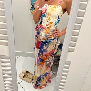 ISO- Cosita Linda artisanal flowers in S/M Cover up